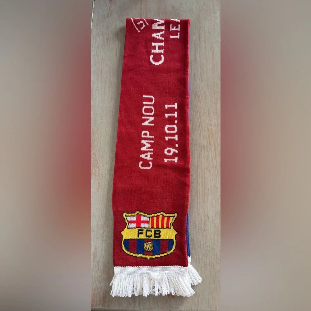 2011 UEFA Champions League FC Barcelona‎ v Viktoria Plzen Match Scarf Soccer